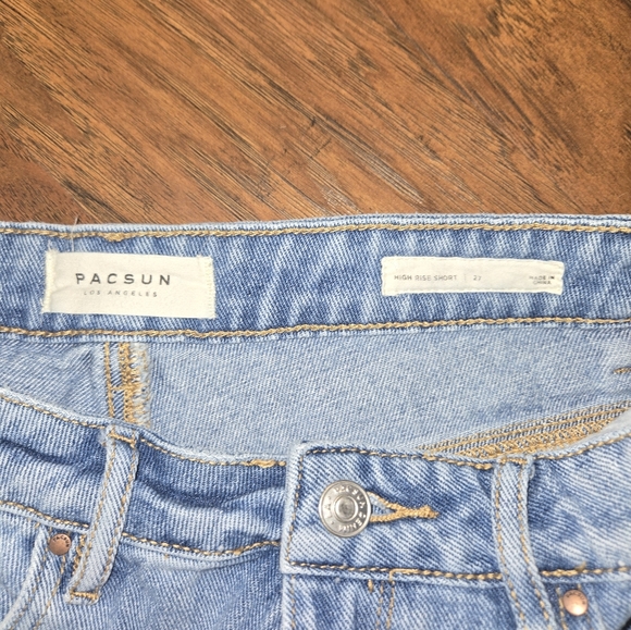 Pacsun Floral Embroidered Distressed High Rise Short Size 27 - Picture 6 of 8